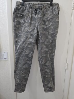 Torrid Gray Camo Drawstring Pants